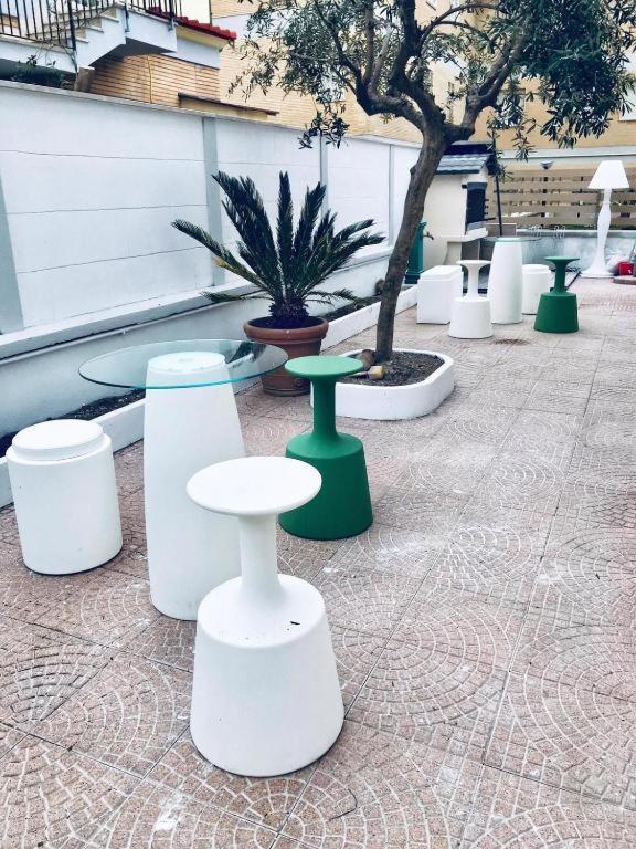 Ostia Holiday Greed Palace Εξωτερικό φωτογραφία